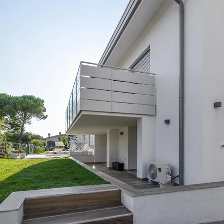 Modern With Shared Pool And Terrace