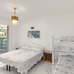 Modern With Shared Pool And Terrace Apartment